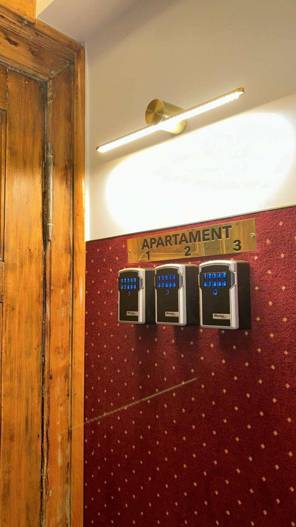 Quick Trip Apartments Torun Luaran gambar