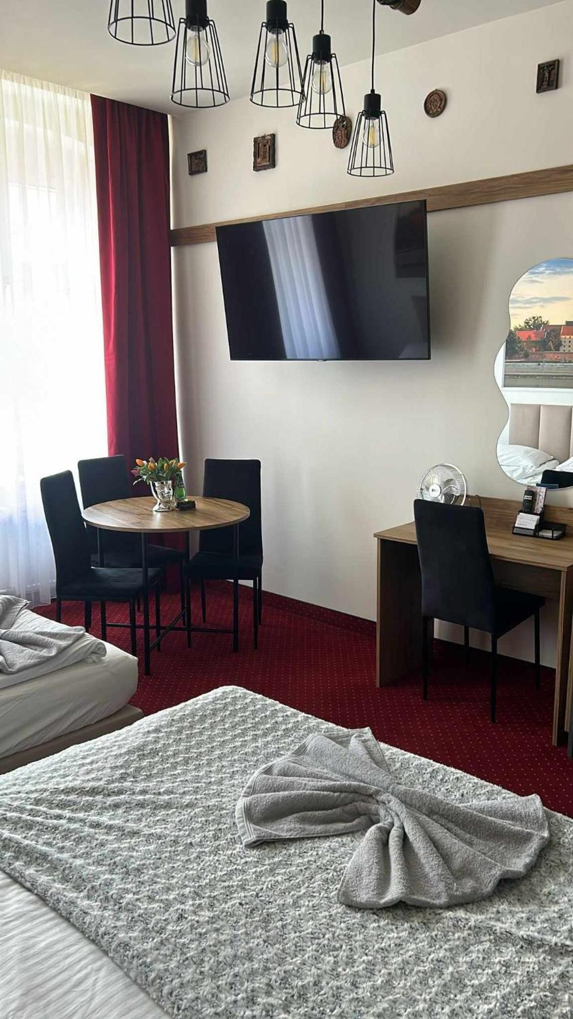 Quick Trip Apartments Torun Luaran gambar
